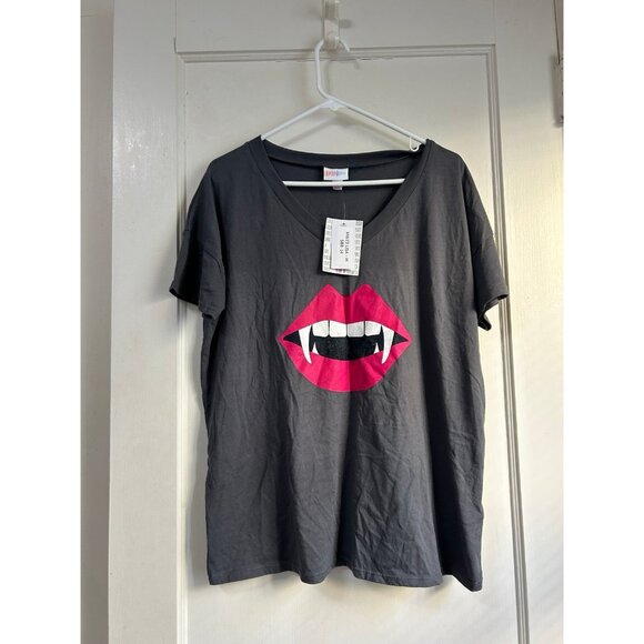 NWT!! Women’s LuLaRoe T-shirt . - Picture 1 of 4